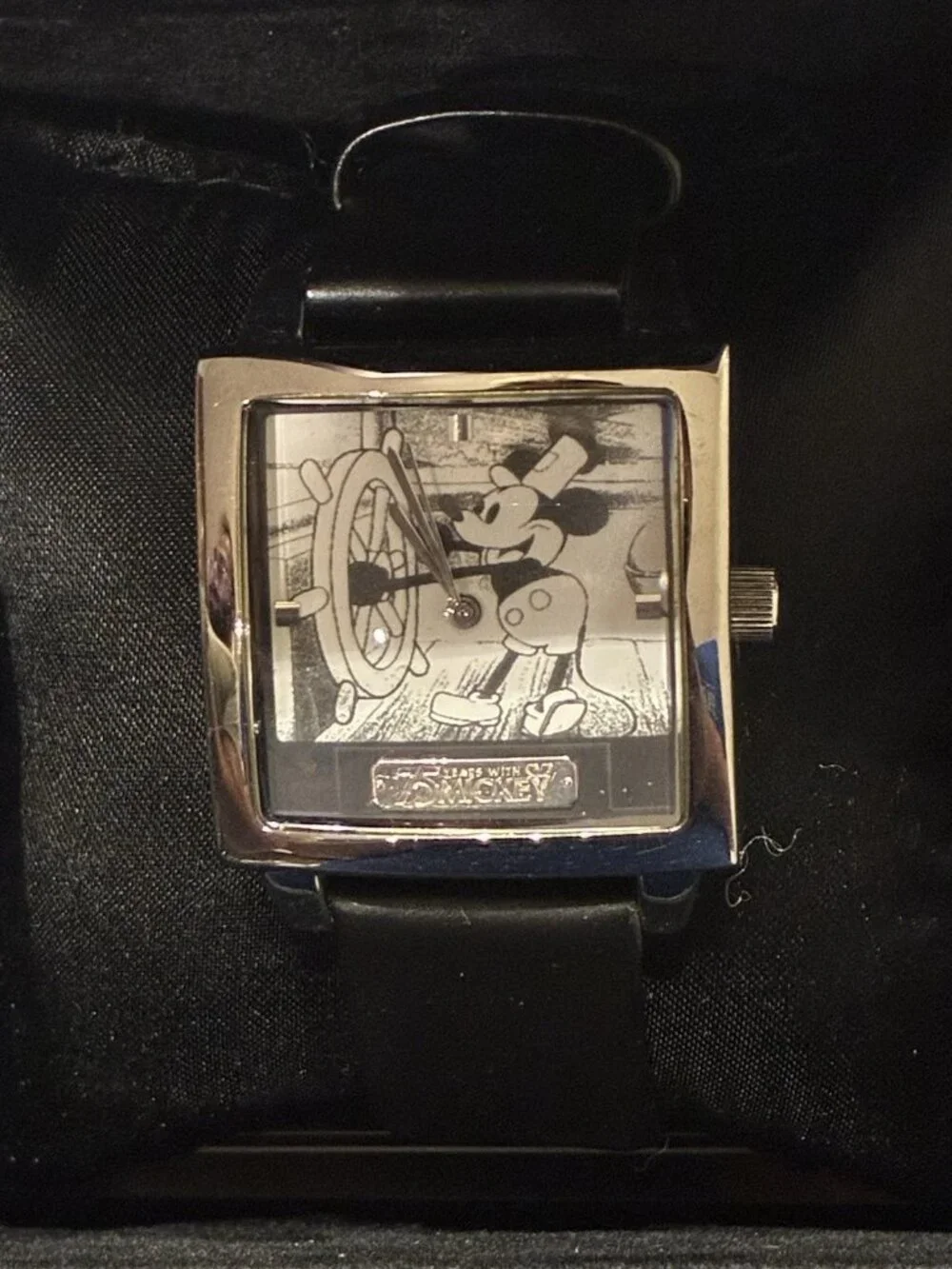 STEAMBOAT WILLIE WATCH - 75 years WITH Mickey Mouse mint in box